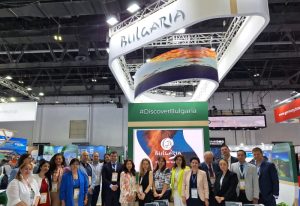 Xiaomi, Alibaba увеличават набирането на AI на фона на глобалната война за таланти