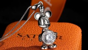 Политиката настоява за разширяване на социалната работа