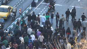 Ирански студенти се присъединиха към протести в Техеран срещу скока на разходите за живот