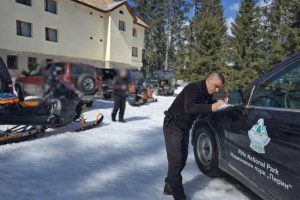 Нарушители с моторни шейни и мотоциклети са заловени за седмица и в трите национални парка