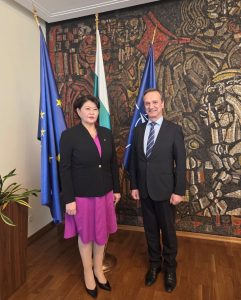 Среща на заместник-министъра на външните работи г-н Ради Найденов с посланика на Монголия Н.Пр. г-жа Лхагвасурен Саянаа