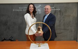 Деница Величкова, зам.-председател на КФН,  участва в церемонията „Ring the Bell for Gender Equality“ на БФБ