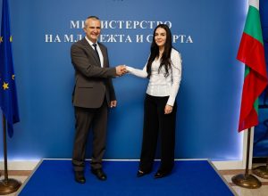 Министър Димитър Илиев се срещна с директора на Националната агенция за младежта на Албания