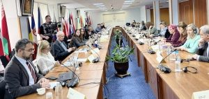 Министър Юлиян Попов: Децата трябва да участват в решенията за климата с разбиране, а не с климатична тревожност