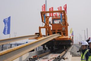 Напредъкът на HSR за укрепване на модерната железопътна мрежа на нацията от световна класа