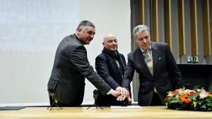 Кръстьо Сарафов влиза във филателната алея на славата